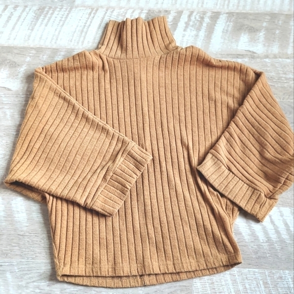 Ces Femme Cute Funnel Neck Sweater - Picture 3 of 13